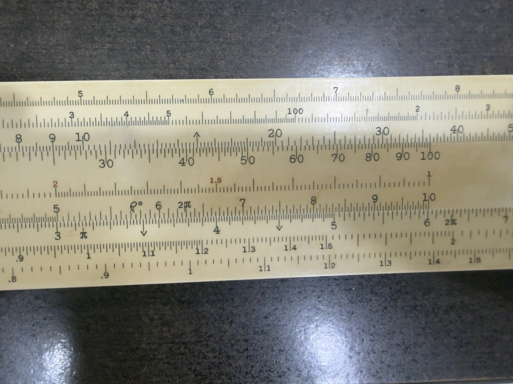 图四：D尺上定位135